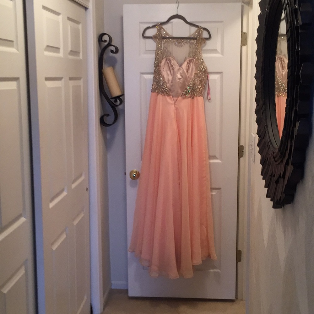 Formal Gown - Picture 2 of 3